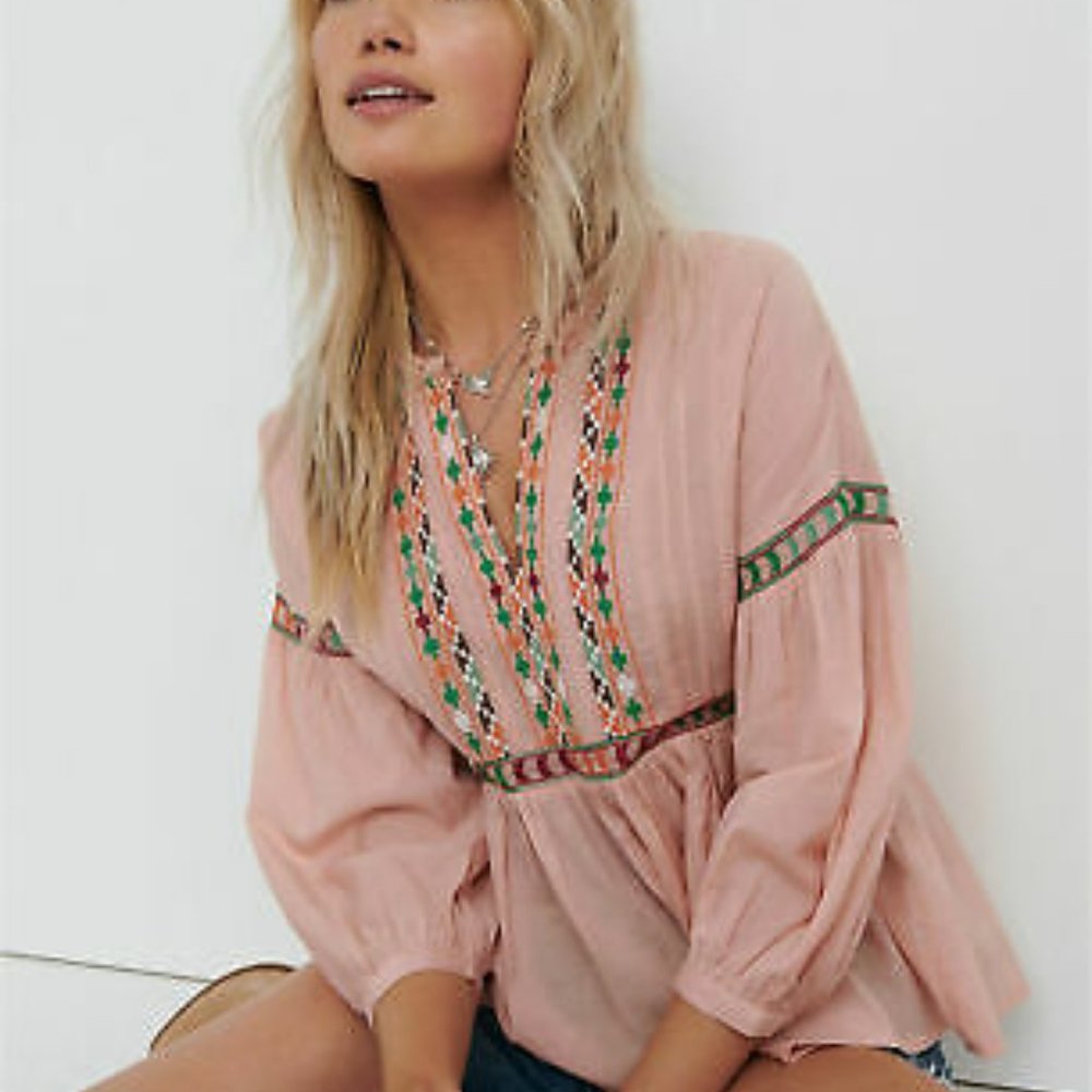Lucky Brand Embroidered Woven Flowy Sleeve Peach M